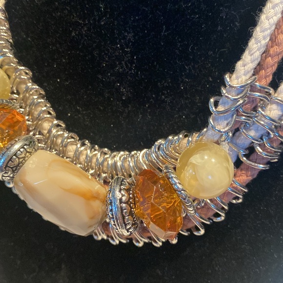 NWT Heavy Statement Necklace - Picture 3 of 3